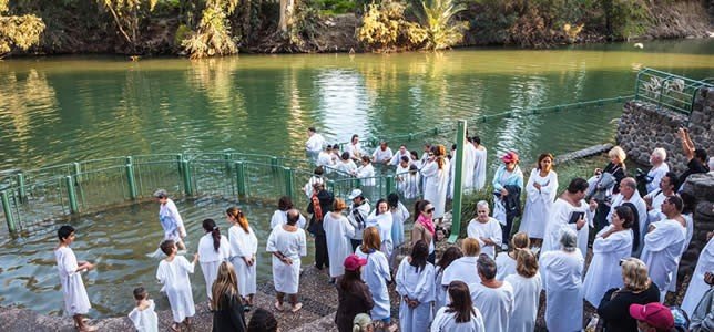 Llamarada Intención Montañas climáticas Bautizó en el río Jordán en Tierra Santa Israel - Sobre Tierra Santa